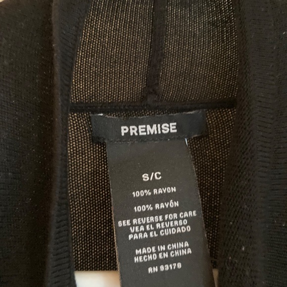 Black Flowy Open Cardigan - Picture 2 of 3